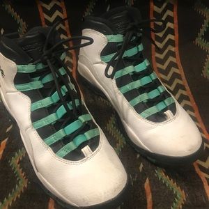 Retro Jordan 10s